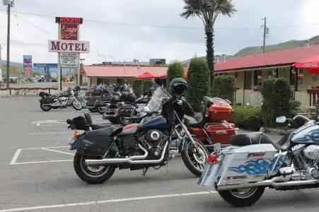 Sage Hills Motel - 22