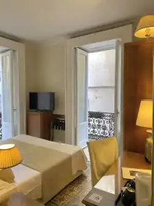 Akropolis - 69