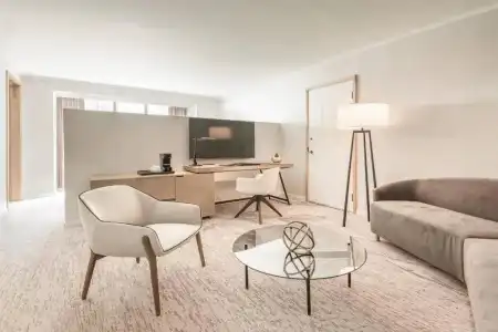 JW Marriott Parq - 198