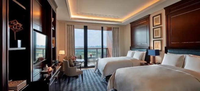 The Ritz-Carlton, - 47
