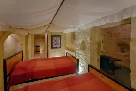 Taru Cave Suites - 92