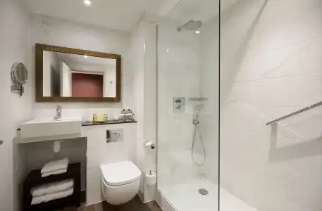 DoubleTree by Hilton London ExCel - 8