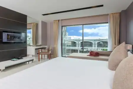 The Charm Resort Phuket - 8