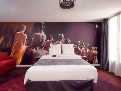 Mercure Paris Place d'Italie - 14