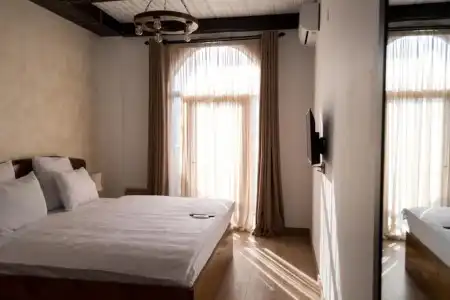 Golden Fleece - 11