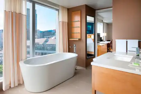 Deltas by Marriott Toronto - 6