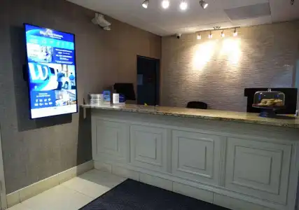 Comfort Inn & Suites - 24