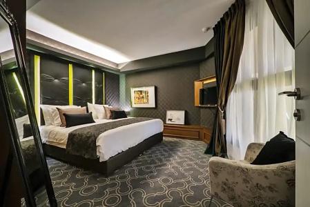 21st Floor - 93