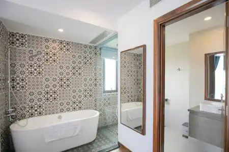 Ritzy Boutique Da Nang - 182