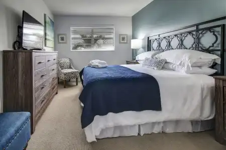 May-Dee Suites - 0
