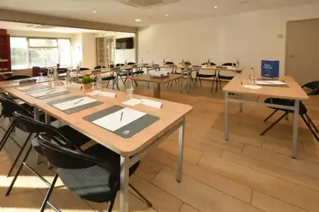 Hôtel Campanile Reims Ouest - Tinqueux - 19