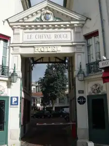 du Cheval Rouge - 19