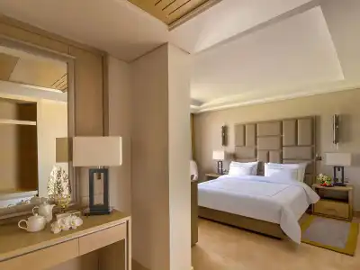 Rixos Premium Magawish Suites and Villas - 10