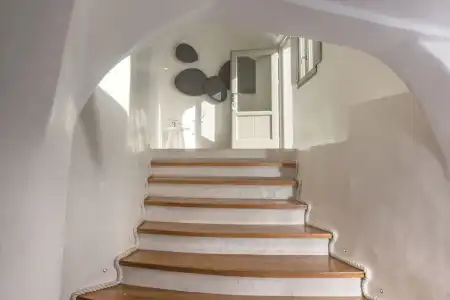 Elite Luxury Suites - 10