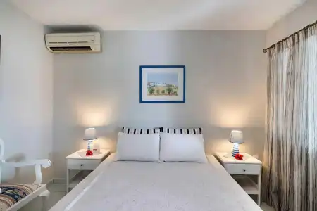 Sea View Studios - 22