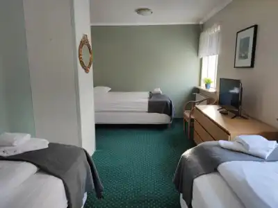 550 Guesthouse - 26