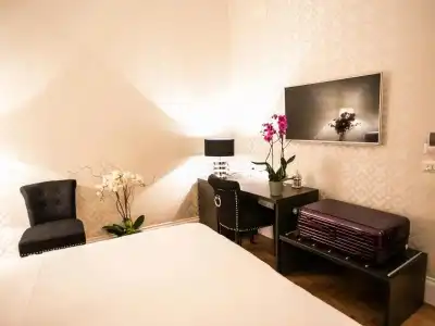 Minerva Relais - 42