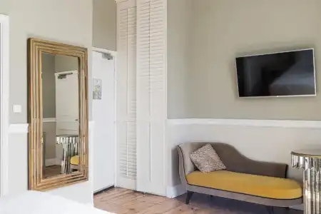 Hôtel St-Julien - 94