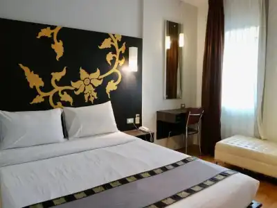 Swana Bangkok - 55