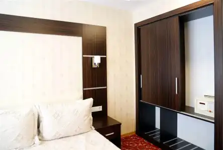 E5 Park - 50