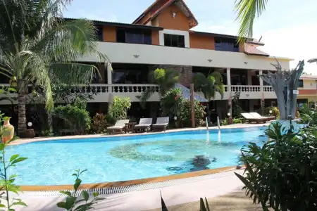 Laguna Beach Club Resort - 15