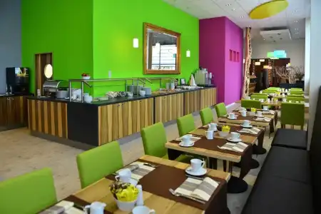 AMH Airport-Messe-Hotel - 21