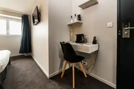 Hôtel ROSA - Bordeaux Centre Gare Saint Jean - 27