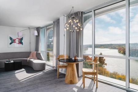 The Line Austin - 39