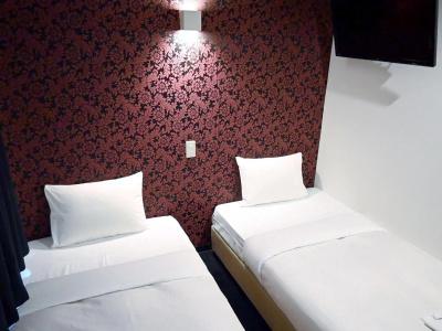 Art Inn Namba - 2