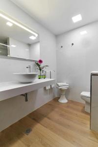 B&B Zaragoza Royal - 44