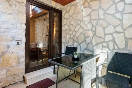 Garden Apartment - 212