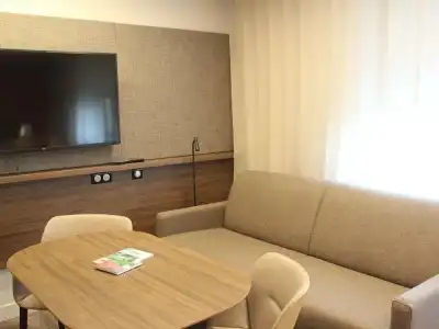 Novotel Suites Rouen Normandie - 75