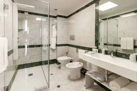 Seawater Bio & Beauty Spa - 10