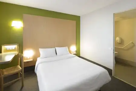 B&B Reims Bezannes - 5