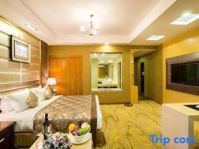 Best Western Chinatown - 130
