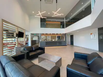 Quality Inn - 10