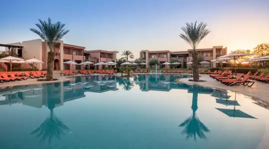 Zephyr Club Resort and Spa - 12
