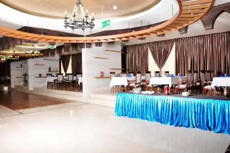 Ewan Ajman Suites - 22