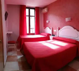 Hostal Sonia - 34