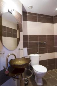 Salena Plaza - 8