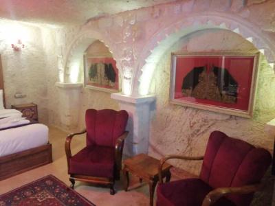 Solo Cave Suites - 46