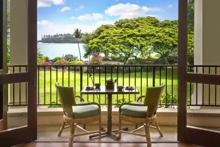 OUTRIGGER Kona Resort and Spa - 5