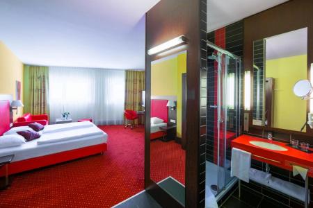 Plaza Premium Salzburg - 38