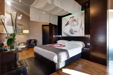 Dharma Luxury - 9