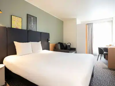 ibis Paris Gare de Lyon Ledru Rollin 12ème - 18