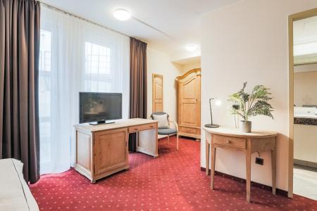 Garner Dusseldorf - Main Station by IHG - 27