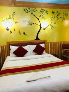 Thamel Seasons - 51