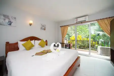 Srichada Khaolak - 72