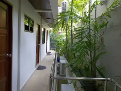 Mountain Seaview Luxury Apartments - 9