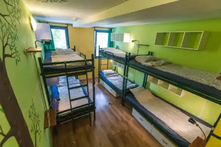 Island Hostel - Adults only - 28